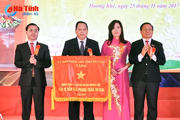 huong khe long trong ky niem 150 nam thanh lap huyen