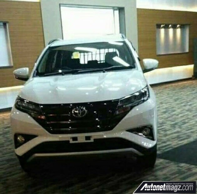 xe 7 cho toyota rush 2018 lo dien truoc ngay ra mat