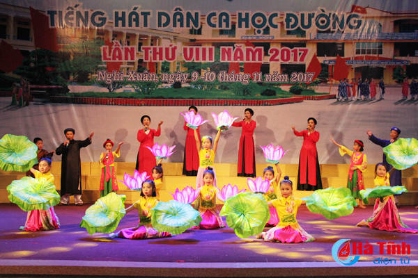 Vẻ đẹp của nghệ thuật không chuyên ở Hà Tĩnh ảnh 1 ve dep cua nghe thuat khong chuyen o ha tinh