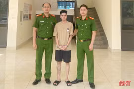 Công an Hà Tĩnh bắt đối tượng truy nã sau 6 năm lẩn trốn ở nước ngoài