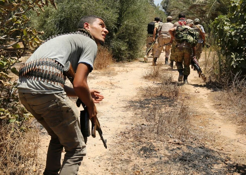 nhung hinh anh chan thuc nhat ve chien truong chong is o libya