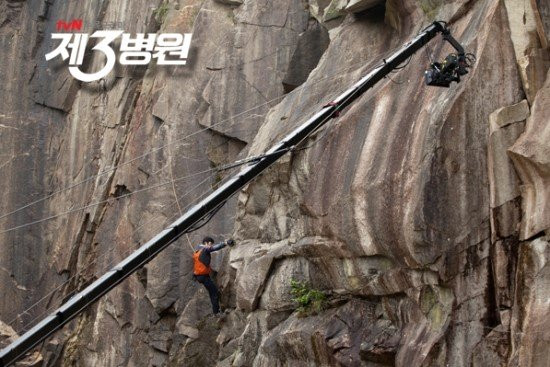 su that sau nhung canh quay thot tim trong phim han