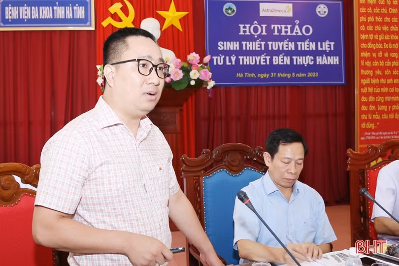 Hướng dẫn các bác sỹ ở Hà Tĩnh về sinh thiết tuyến tiền liệt