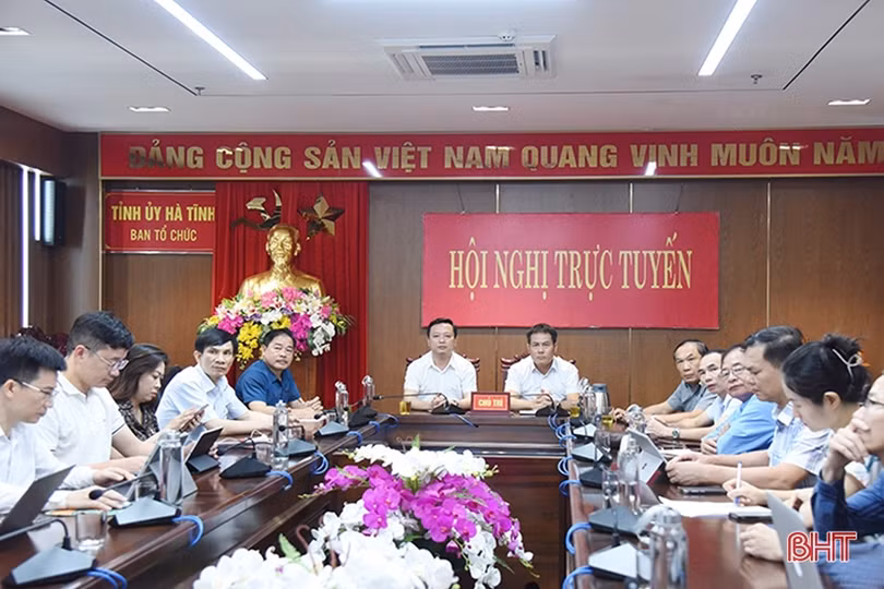 Các cơ quan báo chí Hà Tĩnh tham gia bồi dưỡng kiến thức xây dựng Đảng