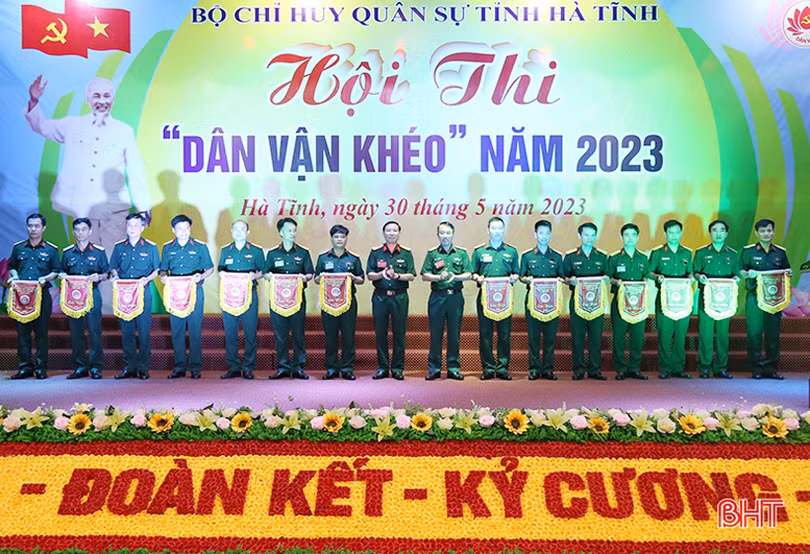 Sôi nổi Hội thi “Dân vận khéo” của lực lượng vũ trang Hà Tĩnh
