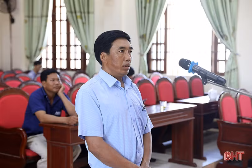 Xét xử lưu động 2 vụ án vi phạm quy định giao thông đường bộ