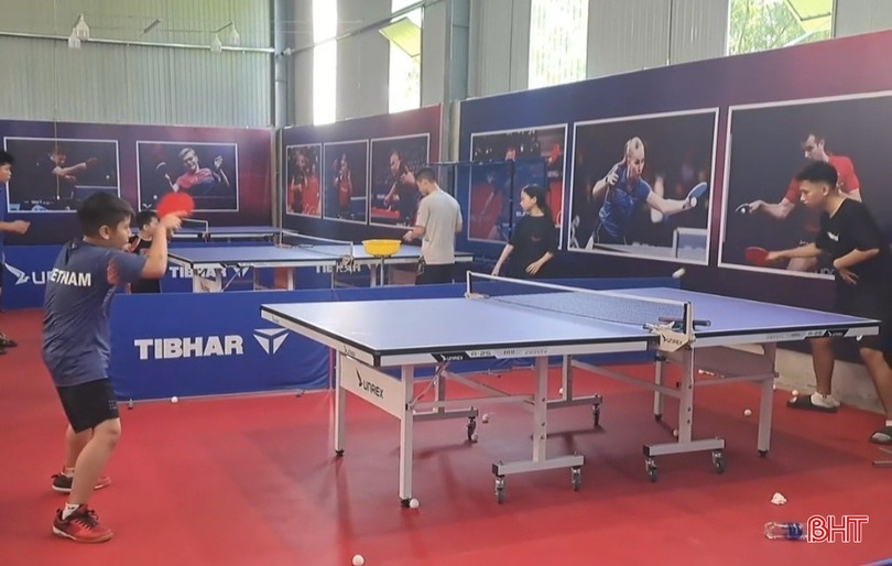 Ra mắt CLB Bóng bàn Hỏa Châu Hà Tĩnh