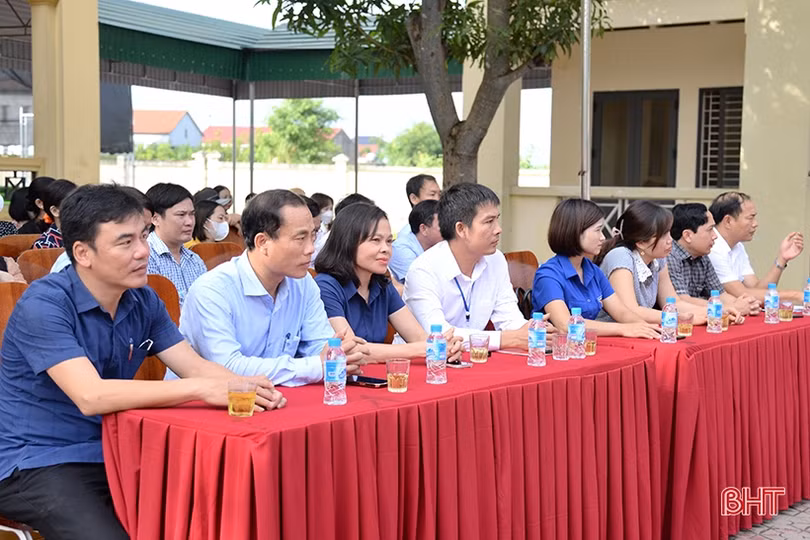 Trang bị kỹ năng phòng, chống đuối nước cho học sinh Can Lộc