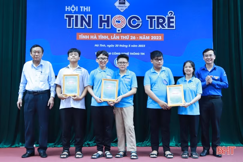 Trao 59 giải thưởng tại Hội thi Tin học trẻ Hà Tĩnh lần thứ 26