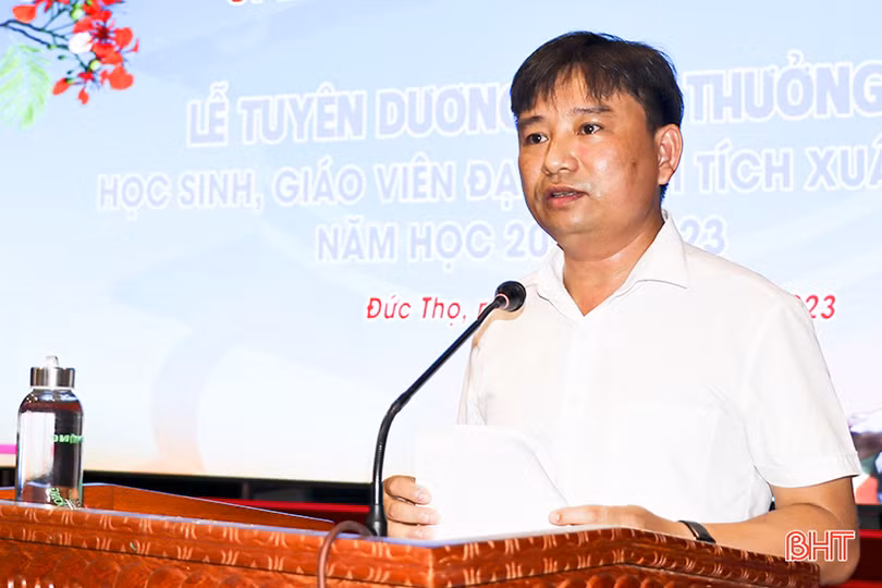 Đức Thọ khen thưởng giáo viên, học sinh xuất sắc năm học 2022 - 2023