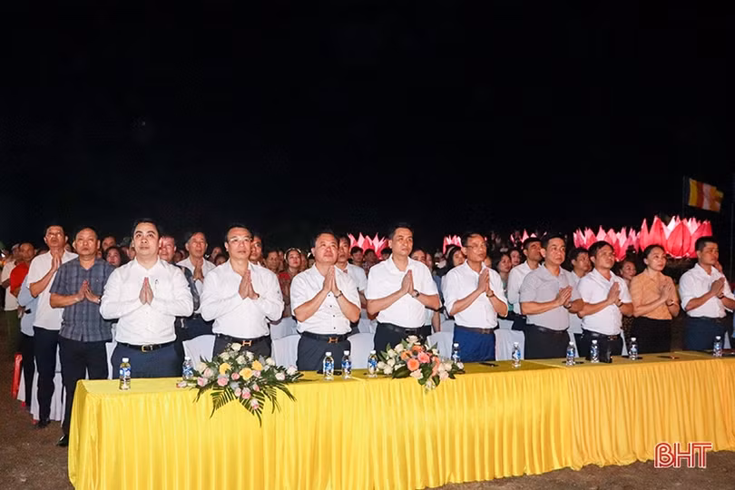 Trang trọng Đại lễ Phật đản 2567 - dương lịch 2023 tại TX Hồng Lĩnh