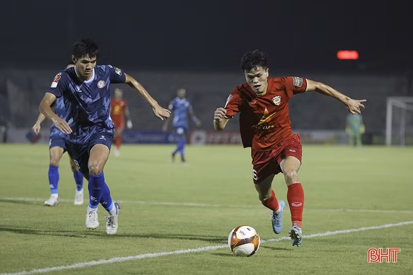 Hồng Lĩnh Hà Tĩnh - nhân tố khiến “đấu trường” V.League thêm kịch tính
