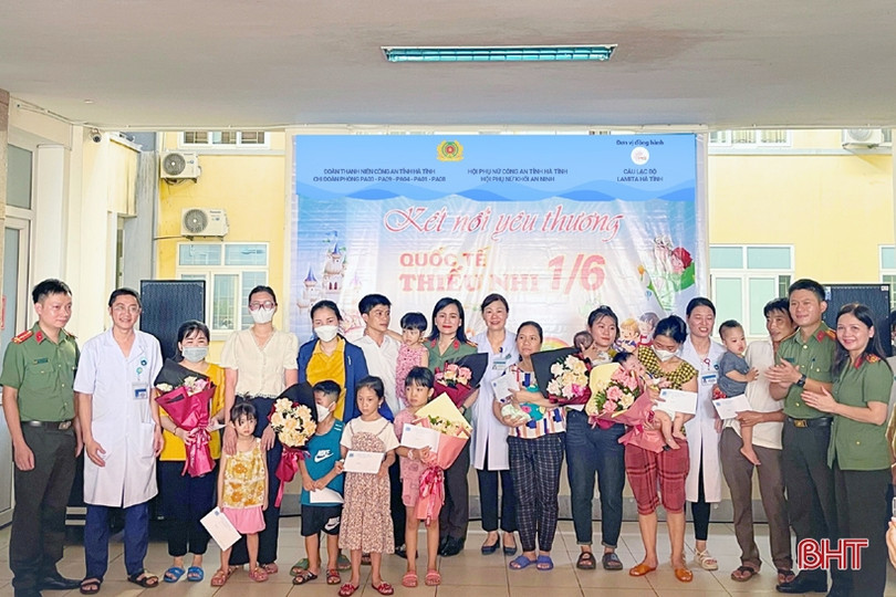 Nhiều hoạt động hướng tới trẻ em khó khăn của phụ nữ Công an Hà Tĩnh