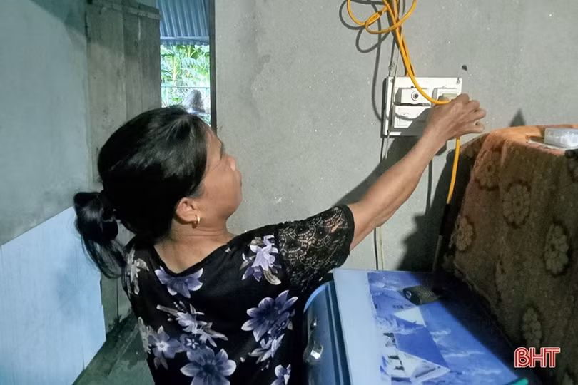 Người dân Hà Tĩnh “xoay xở” nhiều cách để tiết kiệm điện