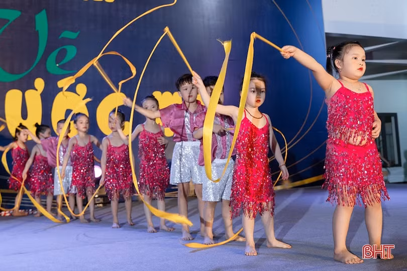 Trường Mầm non Trung Kiên “cùng con vẽ ước mơ”