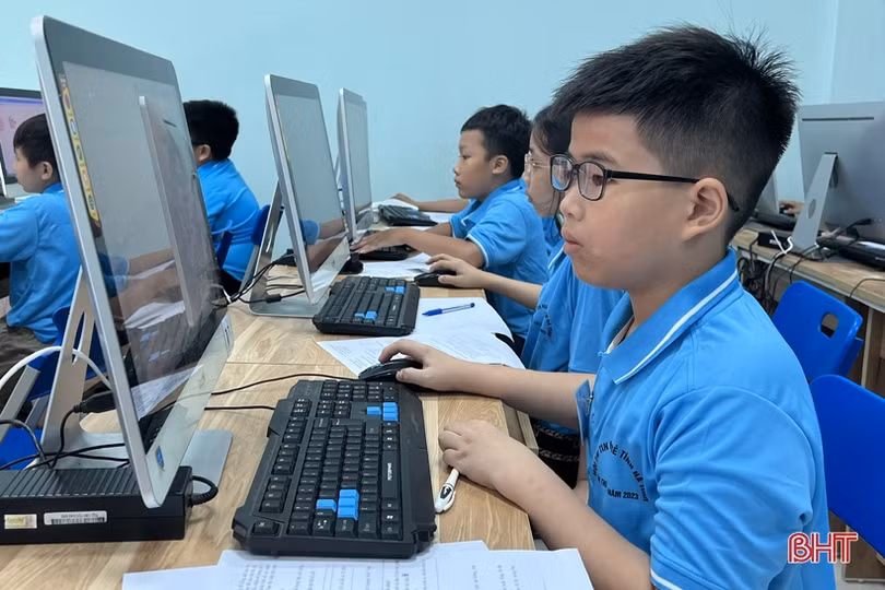 Trao 59 giải thưởng tại Hội thi Tin học trẻ Hà Tĩnh lần thứ 26