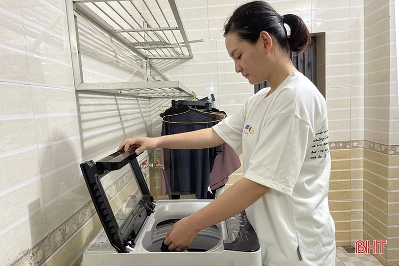 Người dân Hà Tĩnh “xoay xở” nhiều cách để tiết kiệm điện