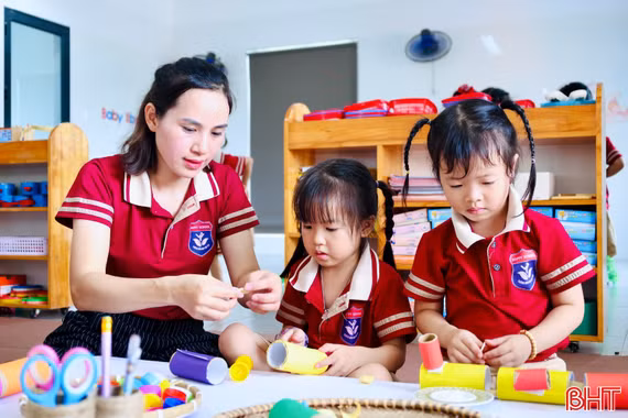 Lan tỏa lối sống xanh từ mô hình tái chế phế liệu thành đồ dùng học tập