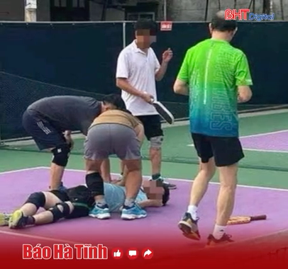 Người đàn ông gục xuống sân, tử vong khi đang chơi pickleball