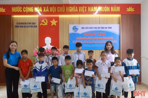 Hơn 80 triệu đồng hỗ trợ trẻ em mồ côi và phụ nữ khó khăn