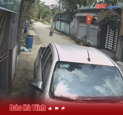 Xử phạt nam thanh niên phóng xe, còi inh ỏi 