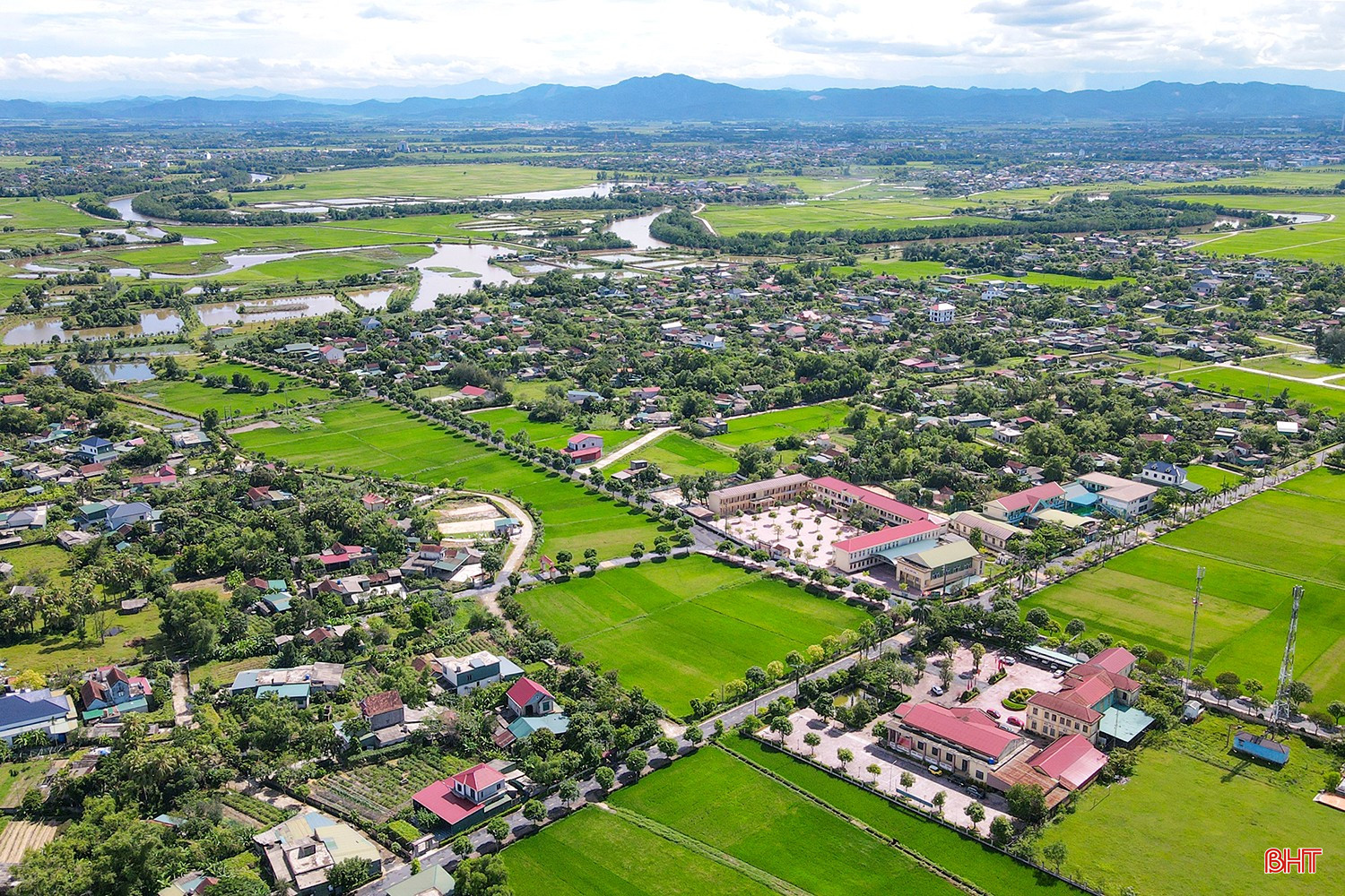 Xã Thạch Lạc đang có những bước phát triển nhanh, điển hình về miền quê kiểu mẫu ở Hà Tĩnh. bqbht_br_adji-0791.jpg