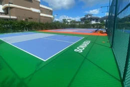 Dịch vụ sơn sân pickleball ngoài trời của SuKa Vietnam – Giải pháp bền vững hiện đại