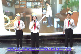 Thuyết trình truyền thông điệp xanh gây ấn tượng tại “Ô cửa tiếng Anh”
