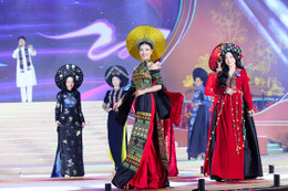Nữ sinh Hà Tĩnh đăng quang Á hậu Hoa hậu Du lịch dân tộc Việt Nam 