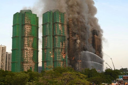 Hong Kong chi 870 triệu USD mua lại 7 tòa chung cư bị cháy