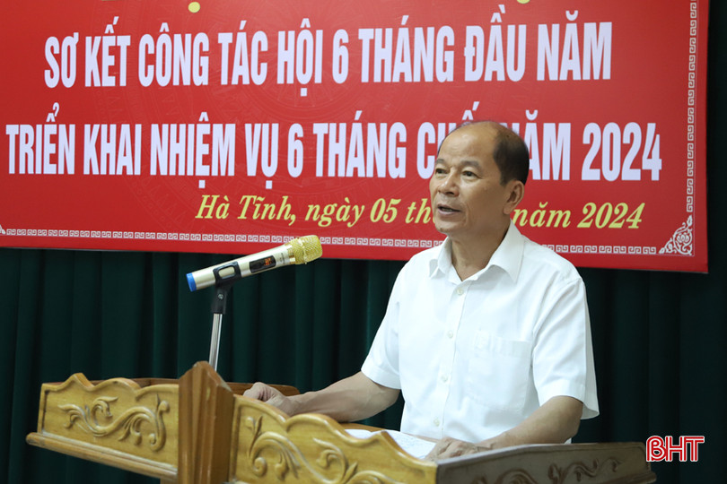 Ông Nguyễn Minh Nguyên - Chủ tịch Hội Nạn nhân CĐDC/dioxin tỉnh đề nghị các cấp hội tiếp tục nỗ lực vượt qua khó khăn, thực hiện tốt phương châm "Tất cả vì nạn nhân CĐDC/dioxin". 2.jpg