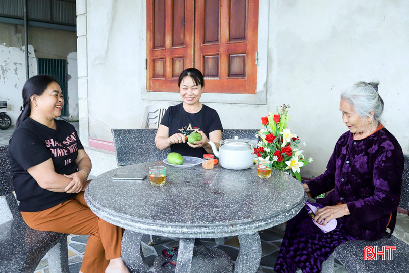 "Nhóm cộng đồng giúp nhau thoát nghèo bền vững" là mô hình được Chi hội Phụ nữ thôn Trung Phú thành lập. 666.jpg