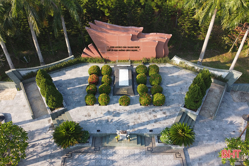 Người đoàn viên thanh niên cộng sản đầu tiên là ai? ảnh 6 Di tích lịch sử phần mộ Lý Tự Trọng ở huyện Thạch Hà (Hà Tĩnh) được xếp hạng Di tích quốc gia vào năm nào?