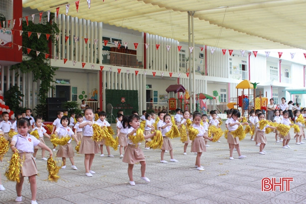 Học sinh mầm non iSchool Hà Tĩnh sôi động với “Kids Olympiad 2019