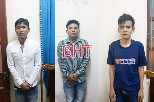 Bắt nóng 3 đối tượng trộm xe máy bán lấy tiền mua ma túy