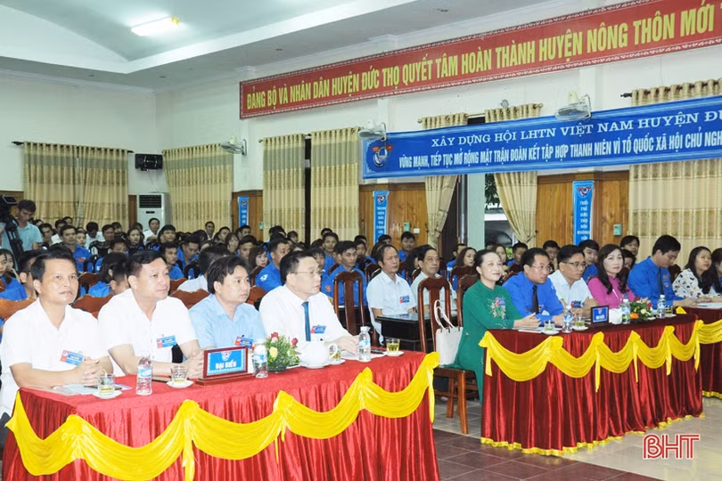 Hội LHTN Việt Nam huyện Đức Thọ tổ chức thành công đại hội điểm