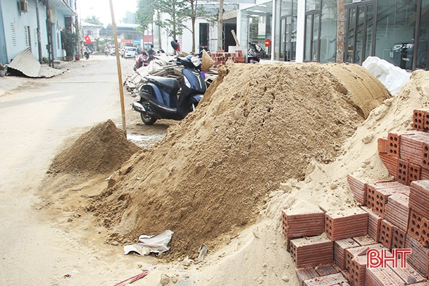 Điều chỉnh hợp đồng do giá cát xây dựng ở Hà Tĩnh tăng mạnh
