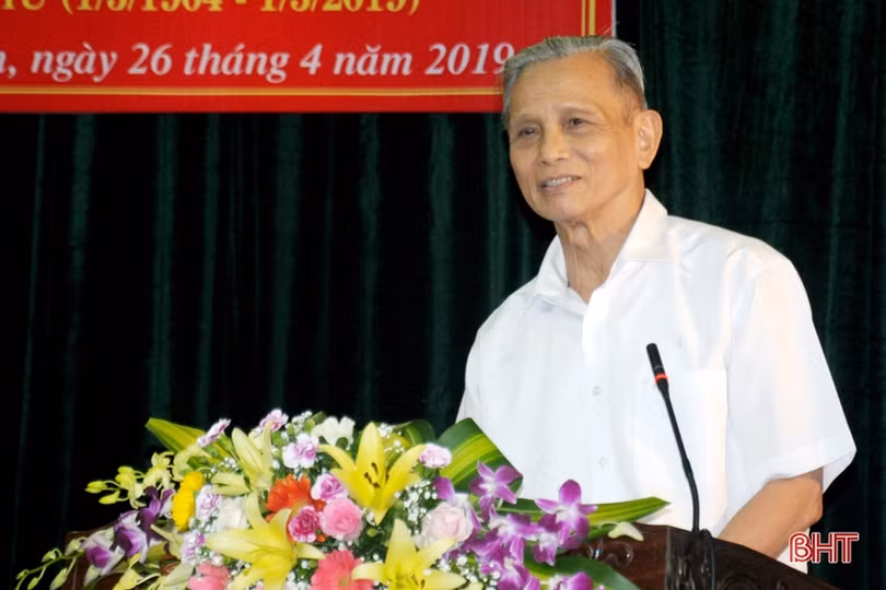 Hội thảo khoa học “Đồng chí Trần Phú - Tổng Bí thư đầu tiên, nhà lý luận xuất sắc của Đảng, người con ưu tú của quê hương Hà Tĩnh”