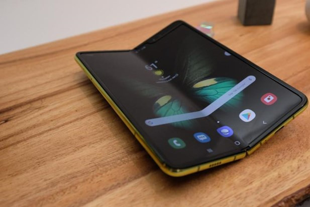 Samsung tiến hành thu hồi tất cả các mẫu Galaxy Fold dùng thử