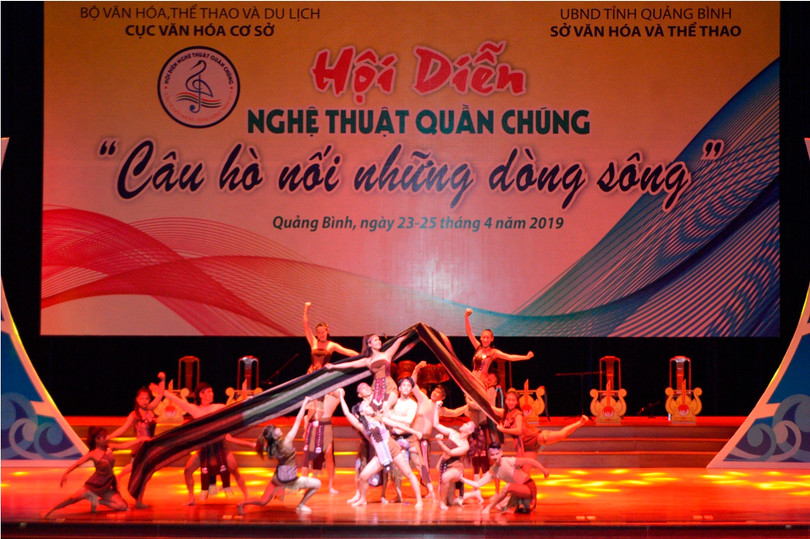 Hà Tĩnh giành Huy chương Bạc hội diễn “Câu hò nối những dòng sông”