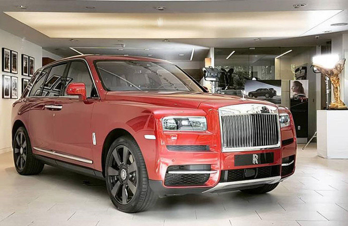 Giá xe đua F1 mua được bao nhiêu chiếc Rolls-Royce Cullinan tại Việt Nam?