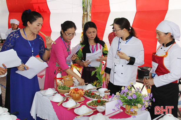 Về Xuân Thành xem các đầu bếp trổ tài nấu nướng