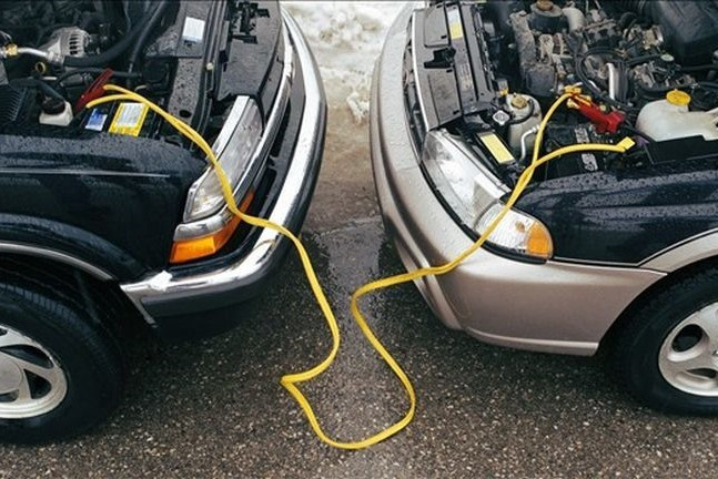 Những đồ vật không thể thiếu khi tự lái xe ô tô đi nghỉ lễ Những đồ vật không thể thiếu khi tự lái xe ô tô đi nghỉ lễ