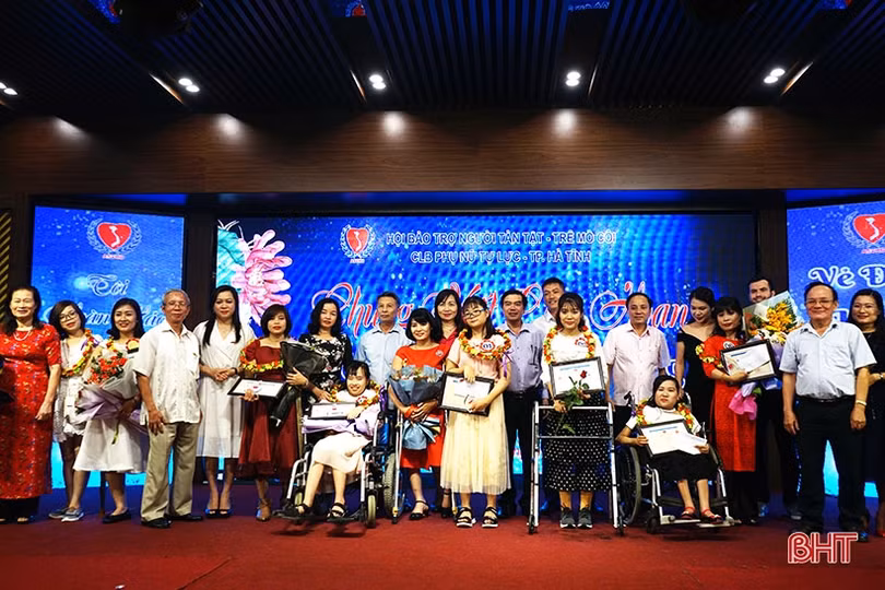 Chung kết Liên hoan Vẻ đẹp hoa xương rồng Hà Tĩnh lần thứ nhất