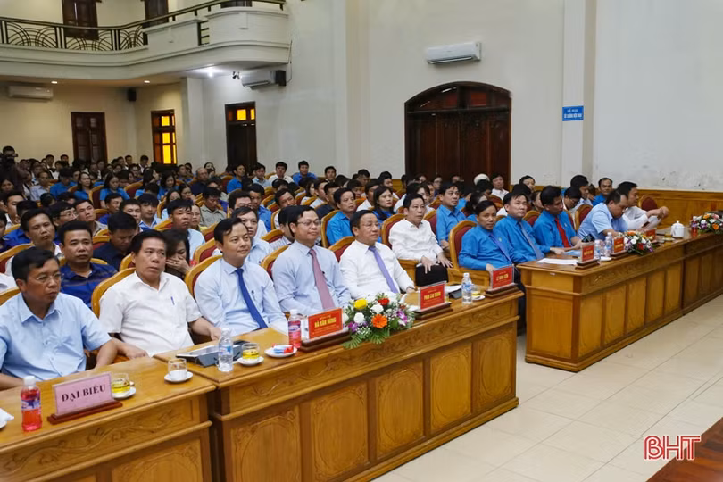 Hà Tĩnh tôn vinh 50 lao động giỏi, 15 doanh nghiệp vì người lao động