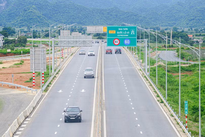 Lợi lớn khi nâng tốc độ cao tốc Bắc - Nam lên 90km/h