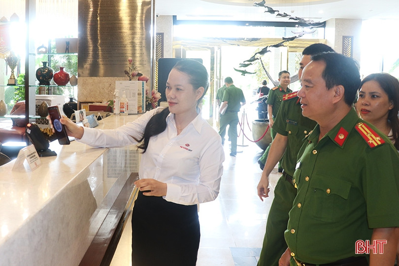 Người dân có thể thông báo lưu trú online trên ứng dụng VNeID ảnh 1 Người dân có thể thông báo lưu trú online trên ứng dụng VNeID