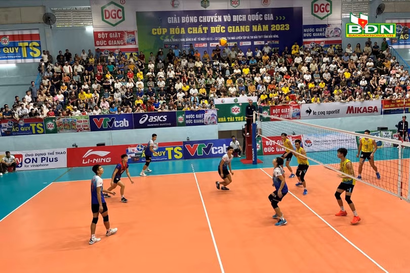 Xem trận tranh hạng ba bóng chuyền Hà Tĩnh vs Thể Công