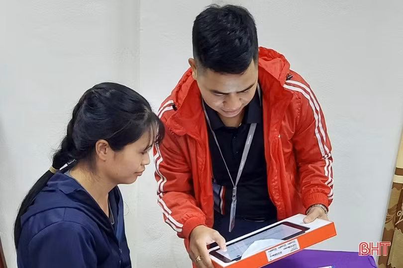 Trao cơ hội học tập bình đẳng cho học sinh nghèo Hà Tĩnh