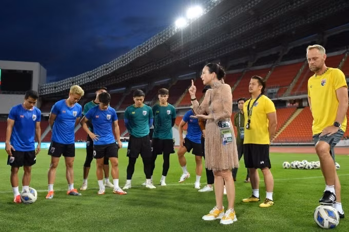 Madam Pang thưởng hơn 2 tỷ đồng cho mỗi trận thắng của ĐT Thái Lan